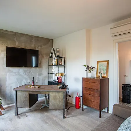 Atelier Randagi Al Pigneto 1&2 * Róma